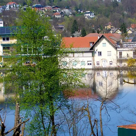 Baker's Pond Loft Апартаменты *