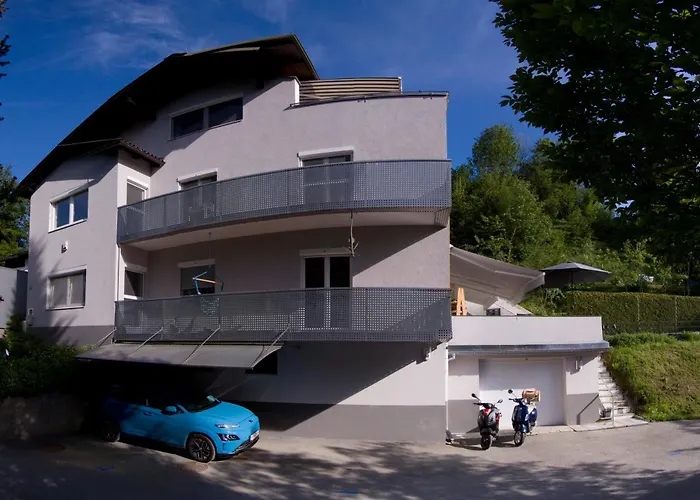 Апартаменты Baker's Pond Loft